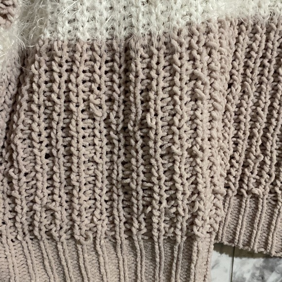 Woven Heart I Boatneck I Chunky I Sweater I Size: M - Picture 5 of 14